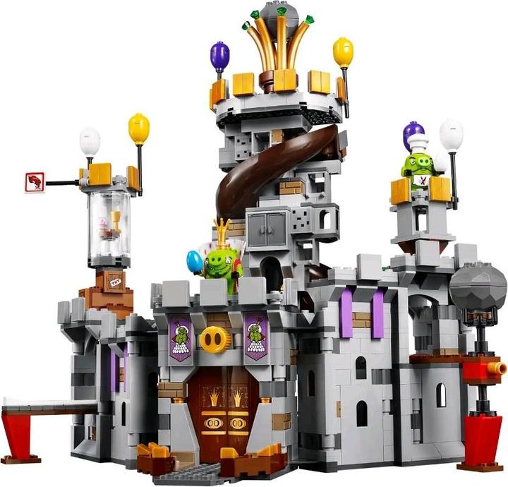 Actual product image LEGO Angry Birds King Pig's Castle (75826)