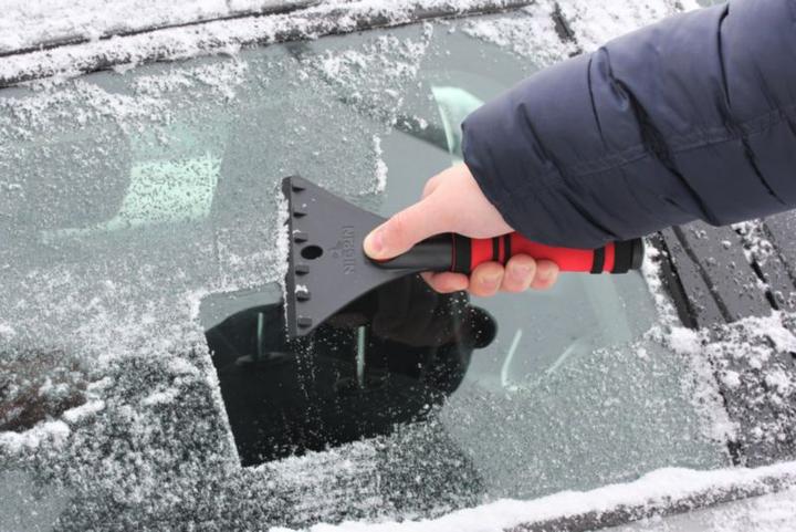Actual product image Nigrin Ice scraper