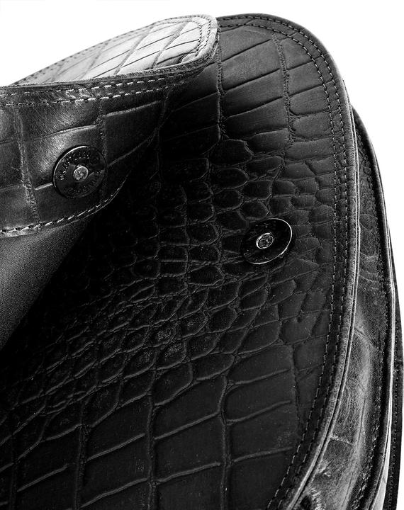 Actual product image Cluty Umhängetasche