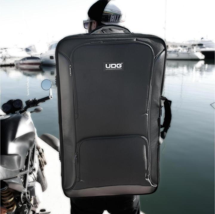 Actual product image UDG U7202BL Urbanite Midi Contrl Backpack L