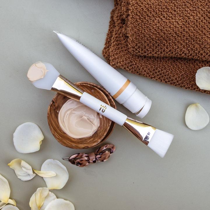 Actual product image YÙ Beauty Double brush masks