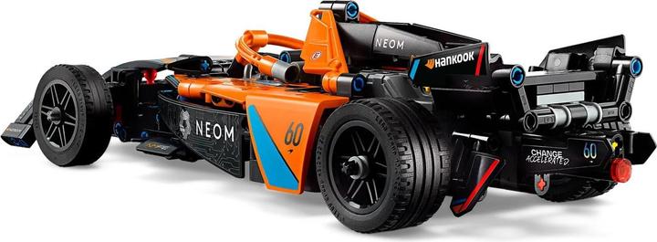 Produktbild LEGO NEOM McLaren Formula E Race Car (42169, LEGO Technic)