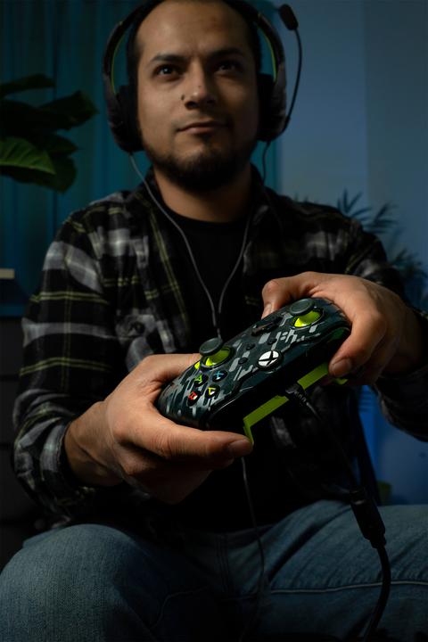 Produktbild PDP Wired Controller (Xbox Series S, Xbox One S, PC, Xbox Series X)