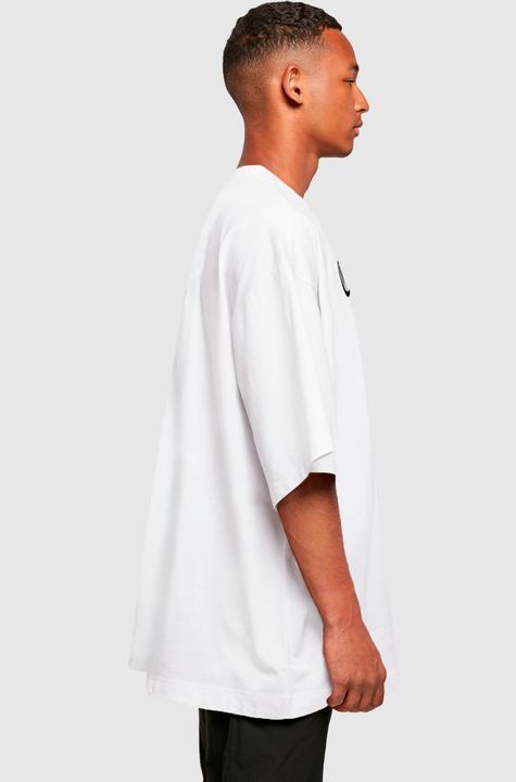Actual product image Mister Tee MisterTee Compton Huge Tee - 179369 (L)