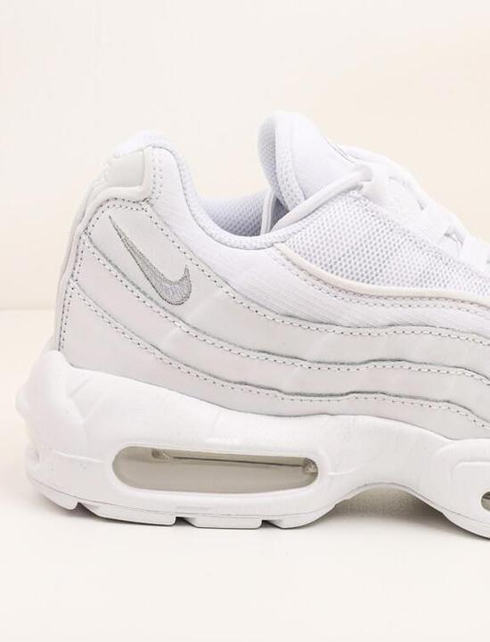 Produktbild Nike Air Max 95 (42)