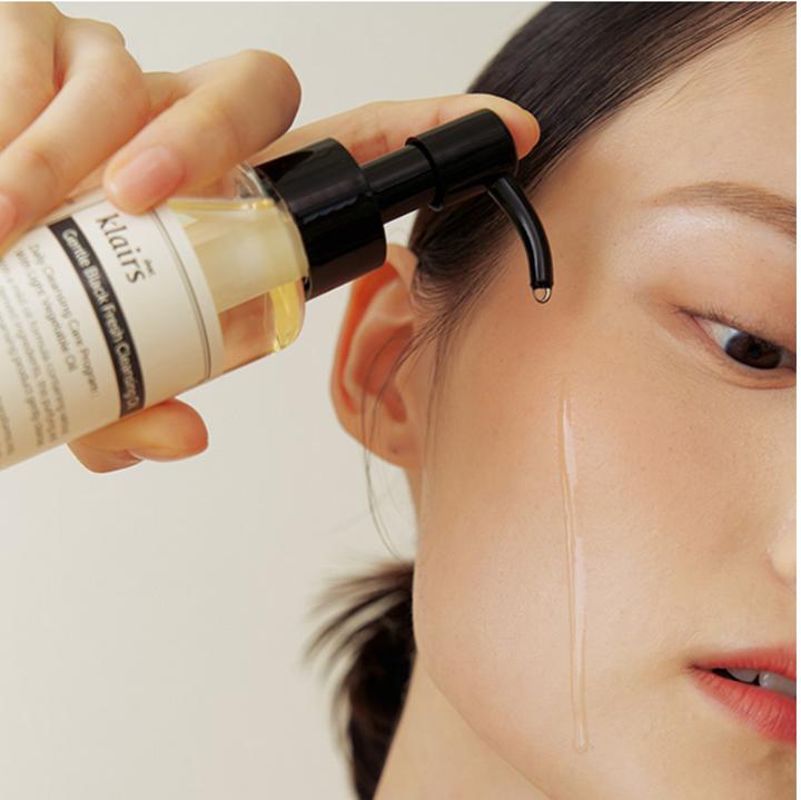 Actual product image Klairs Gentle Black Fresh Cleansing Oil (Oils, 150 ml)