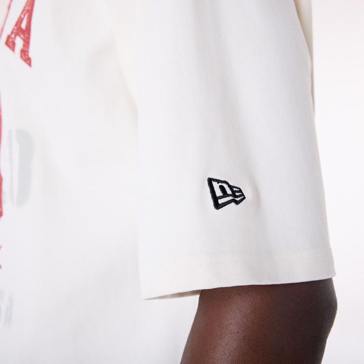 Actual product image New Era Oversized Shirt - BRAND VINTAGE off white - XXL (XXL)