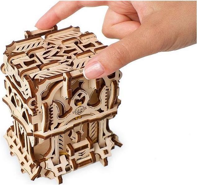 Produktbild Ugears Deck Box mechanische Holzvorrichtung für Tabletop-Spiele