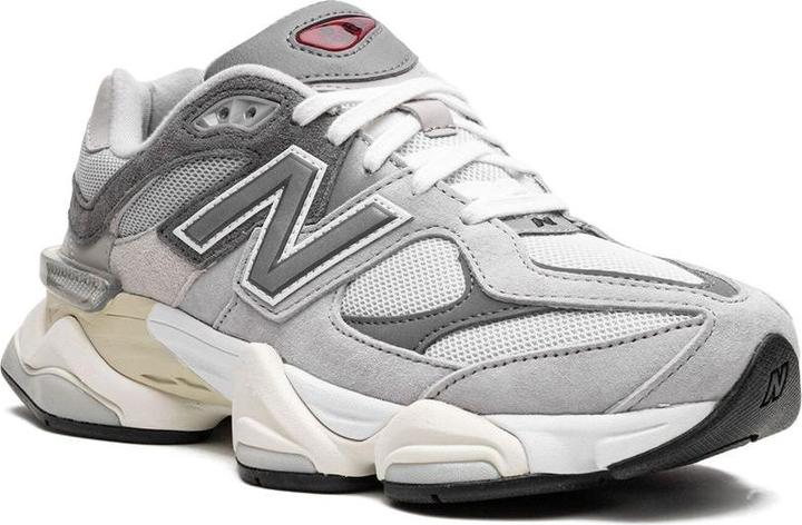 Actual product image New Balance Sneaker (41.5)