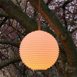 Produktbild Nikki.Amsterdam The Ball Akku-LED-Leuchte, mehrfarbig (RGB), Fernbedienung, strahlwassergeschützt (