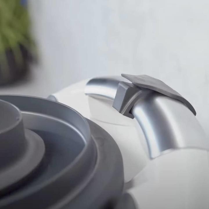 Produktbild Wundermix WunderClip® | Deckelhalter für den Thermomix TM6/TM5 - grau