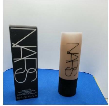 Actual product image NARS Cosmetics Soft Matte Complete Foundation Aruba (Aruba)