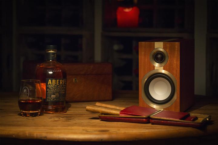 Produktbild Magnat Humidor (1 Paar)