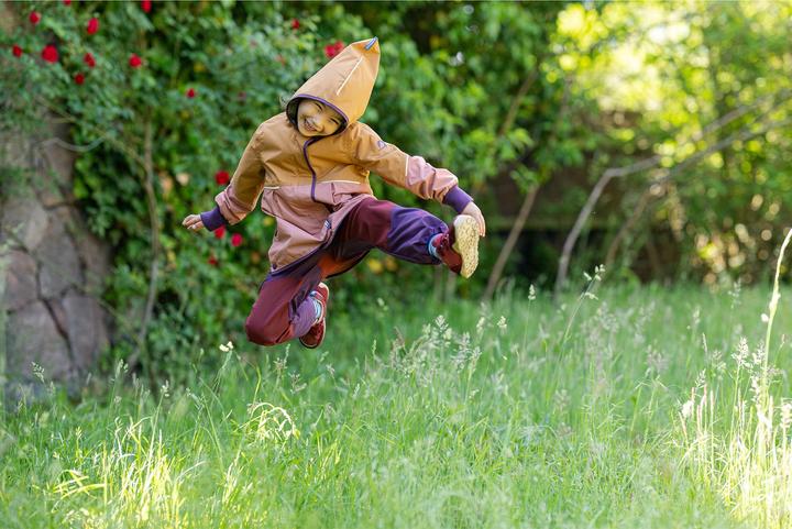 Actual product image finkid KAUNIS MOVE Outdoorjacke almond/plum (110, 116)