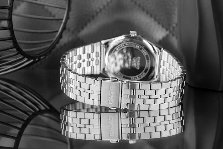 Produktbild Casio MTP-B145D-7BVDF Herrenuhr + BOX
