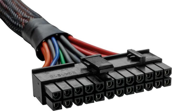 Actual product image Corsair Cs750m (750 W)