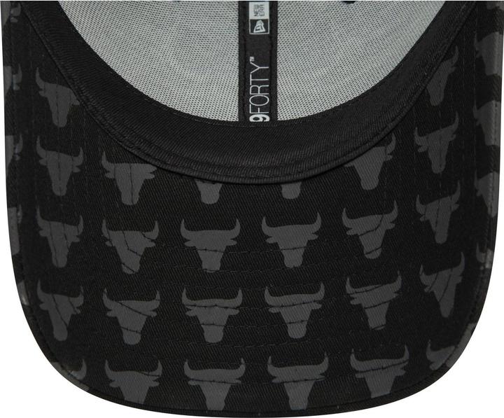 Actual product image New Era 9Forty Strap Cap - MONOGRAM Chicago Bulls