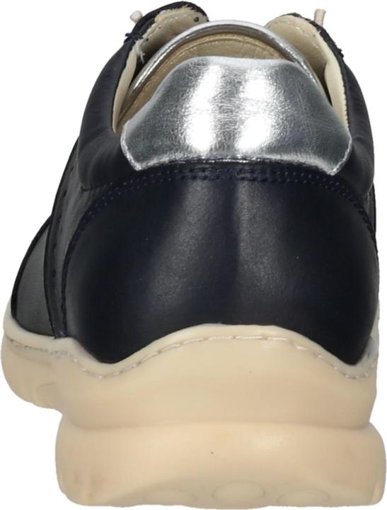Actual product image Hush Puppies With this simple sneaker made of high-quality leather from you have the perfect companion. (39)
