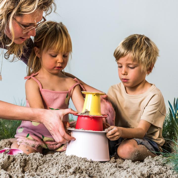Actual product image Quut Sand toy Alto? Cherry / Banana Pink 3