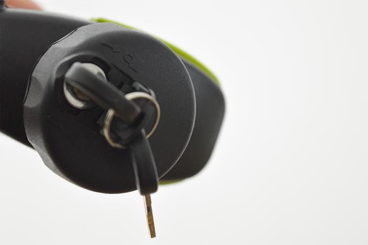 Actual product image BuzzRack Bras moyen avec pince et lock pour porte-vélo (Black)