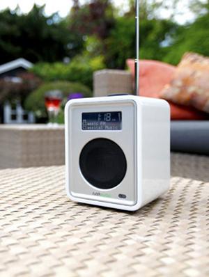 Produktbild Ruark Audio R1 MKII Deluxe Tabletop Radio - Dream White (1x 9 W)