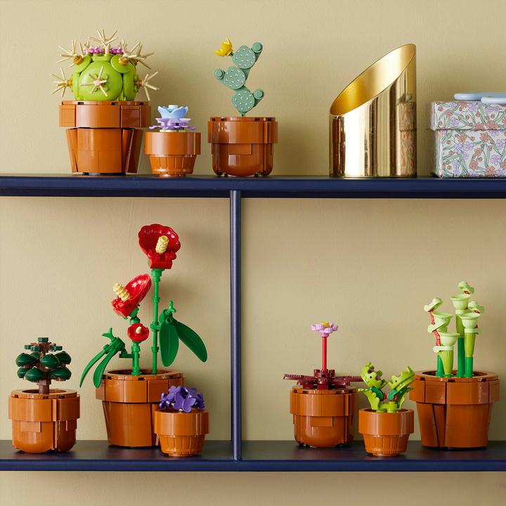 Actual product image LEGO Mini plants (10329, LEGO Icons, LEGO Botanical)