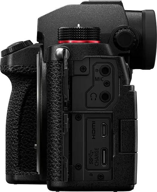 Actual product image Panasonic DC-S5D Kit (18 - 40 mm, 24.20 Mpx, Full frame)
