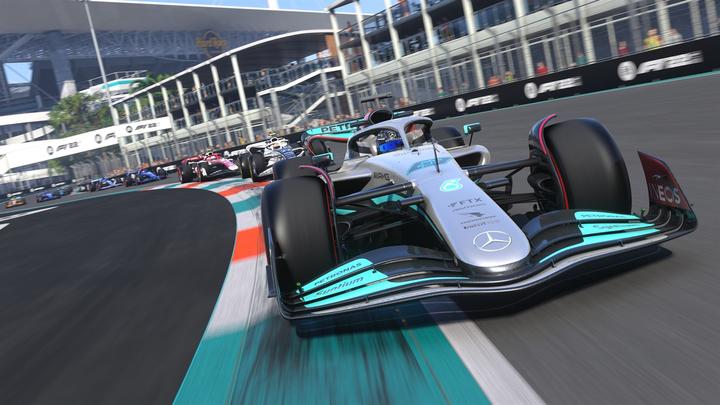 Actual product image Microsoft F1 22 (Xbox One X)