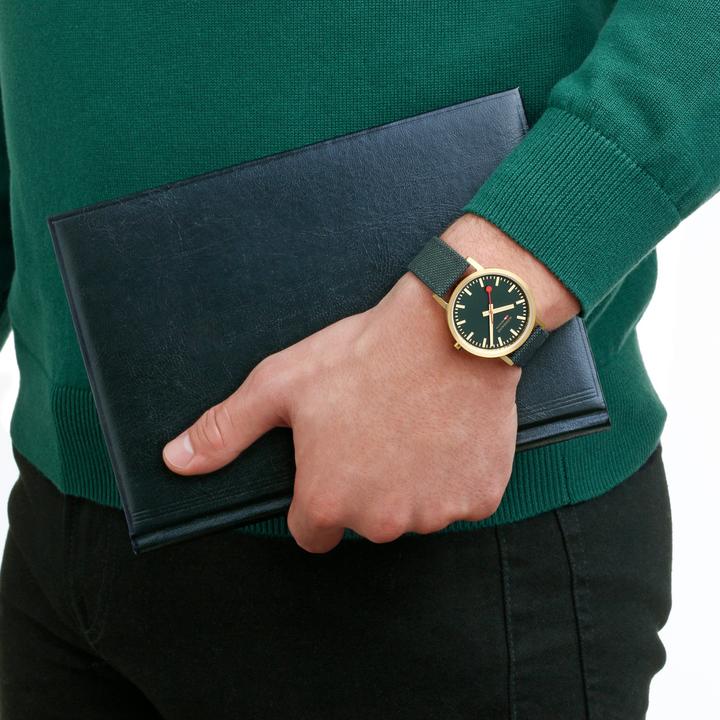 Immagine prodotto Mondaine Classico - ispirato alla natura - Ip Gold (Orologio da polso analogico, 36 mm)