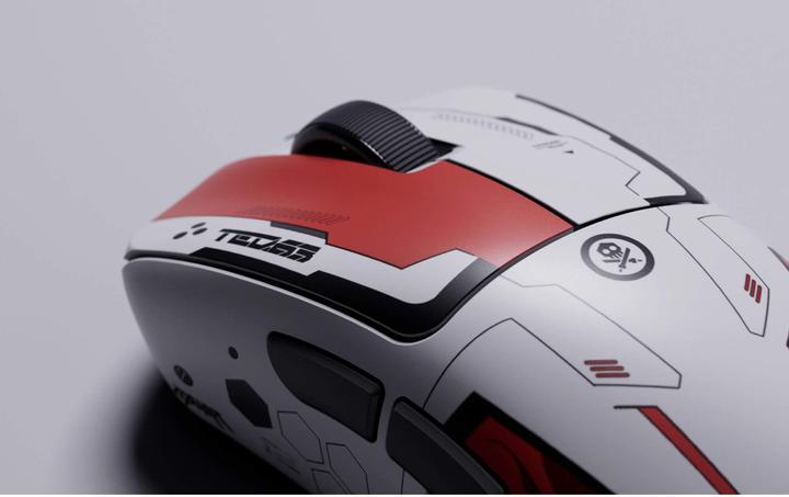 Actual product image Pulsar Gaming Gears Xlite V4 - Medium Size 2 (Wireless, Cable)