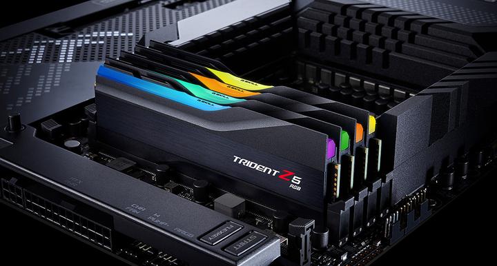 Immagine prodotto G.Skill Trident Z5 RGB (2 x 32GB, 5600 MHz, RAM DDR5, DIMM)