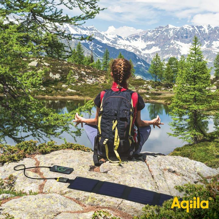 Actual product image Aqiila Sunbird P21 - Foldable solar panel (21 W, 0.60 kg)