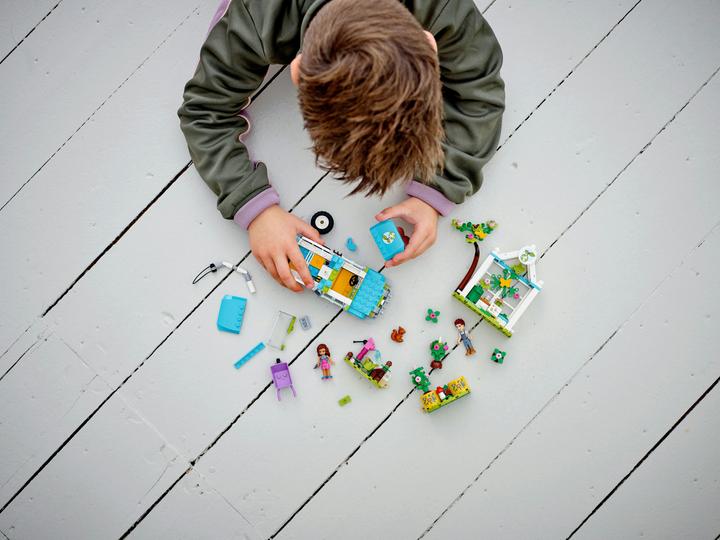 Actual product image LEGO Tree planting vehicle (41707, LEGO Friends)