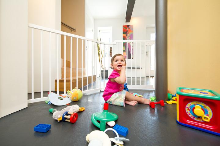 Actual product image Felibaby ONE4all 1+1 white extra wide solid wood door/stairs safety gate (5 cm)