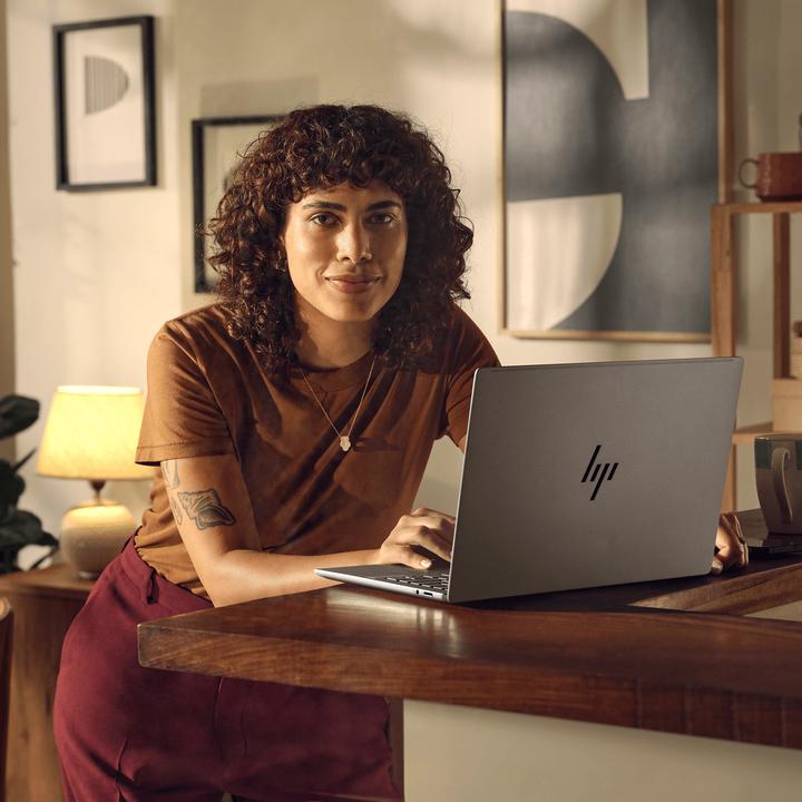 Image du produit HP OmniBook X AI 14-fe0660ng (14", Snapdragon X Elite X1E-78-100, 16 Go, 1000 Go, DE)