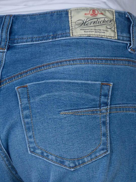 Actual product image Herrlicher 10021421 (W30/L32)