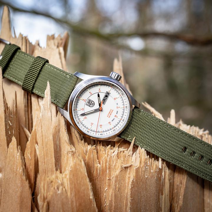 Produktbild Luminox Atacama Field Automatic 1900 Series (Analoguhr, Taucheruhr, Swiss Made, 44 mm)