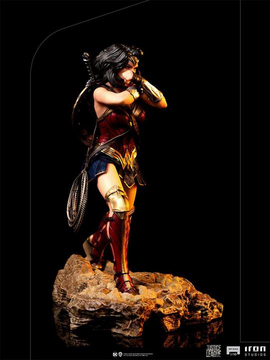Actual product image Iron Studios DC Comics: Zack Snyder's Justice League - Wonder Woman 1:10 Scale Statue