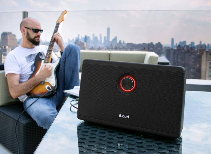 Image du produit IK Multimedia iLoud portable (10 h, Fonctionnement sur batterie, Fonctionnement sur secteur)