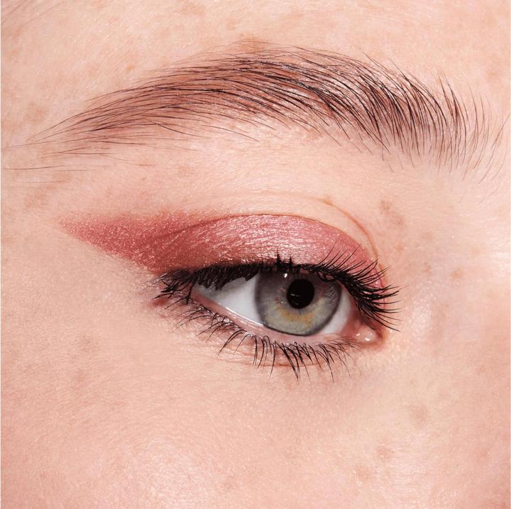 Actual product image Catrice Aloe Vera Eyeshadow Stick (050 Ballet Pink)