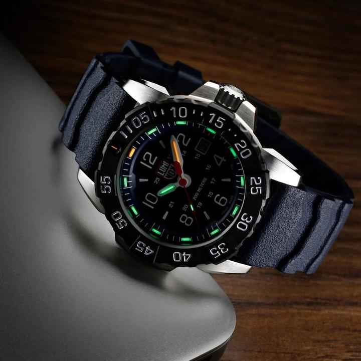 Produktbild Luminox Navy Seal Steel 3250 Series (Taucheruhr, 45 mm)
