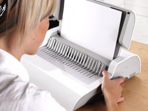 Image du produit Fellowes Pulsar-E 300, Machine électrique à relier les plastiques (Reliure en plastique)