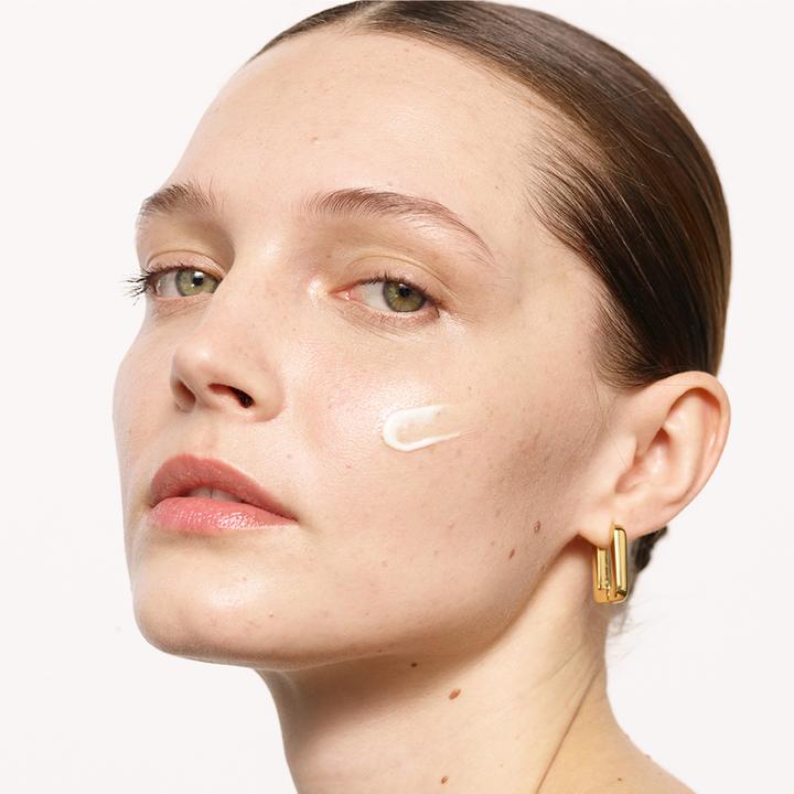 Actual product image Lancaster Sensitive Milky Fluid (Suntan lotion, SPF 50, 50 ml, 150 g)