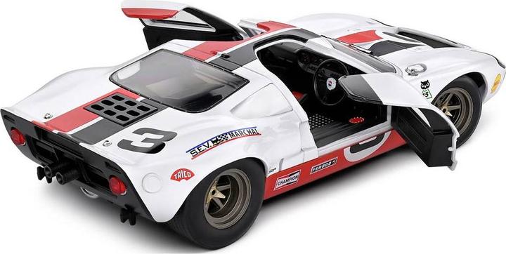 Actual product image Solido 1:18 Ford GT40 MK.1 Eric Dean 2015 white