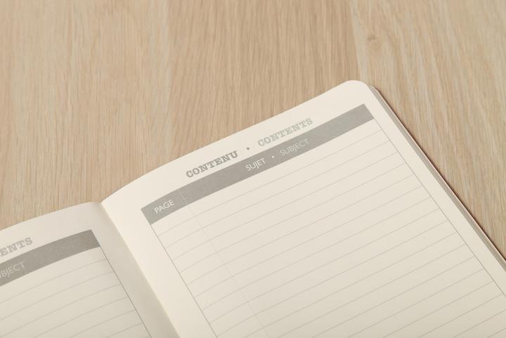 Produktbild Clairefontaine Age Bag Notizbuch (B5, Liniert, Harter Einband)