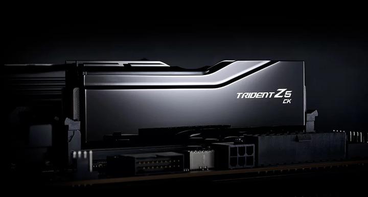 Produktbild G.Skill DDR5 48GB PC 8200 CL40 KIT (2x24GB) TR5CK CUDIMM (2 x 24GB, 8200 MHz, DDR5-RAM, CU-DIMM)