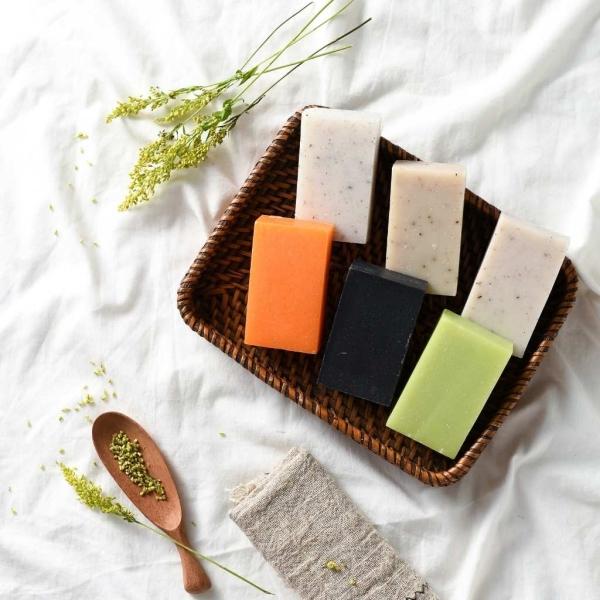 Immagine prodotto Jungle Culture - Sapone corpo peeling allo zenzero e spezie, rifiuti zero (Sapone esfoliante, Sapone duro)
