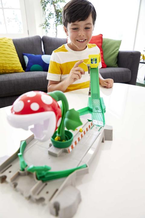 Produktbild Hot Wheels Mario Kart Piranha Plant Rennstrecke