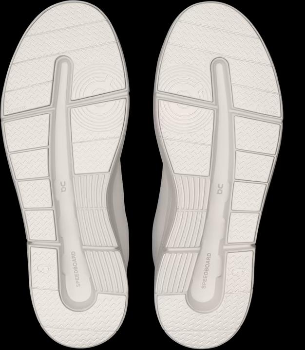 Actual product image On Running The Rodger Advantage (38.5)