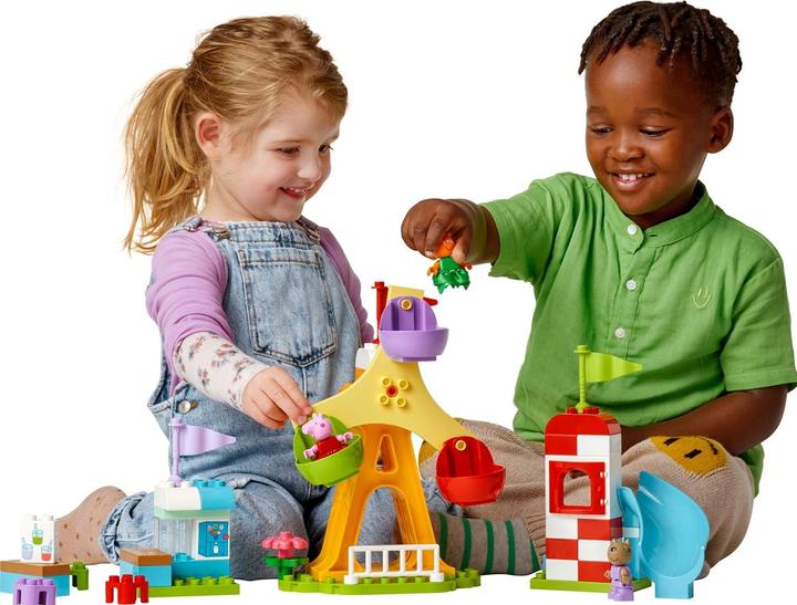 Actual product image LEGO Funfair (10453)